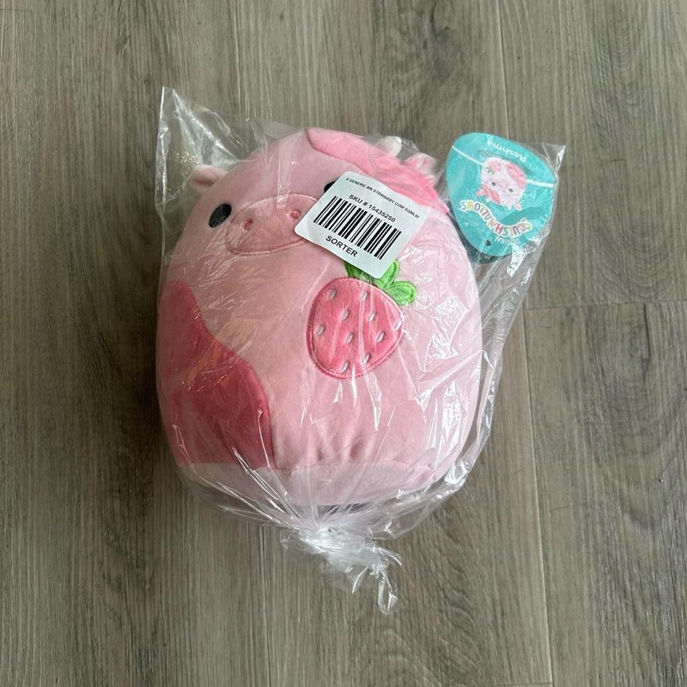 Squishmallow Reshma the Strawberry Cow